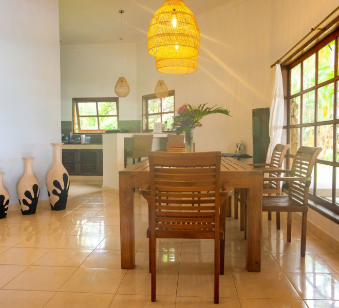 Bali Sea Villas - Villa Cahaya - livingroom 1