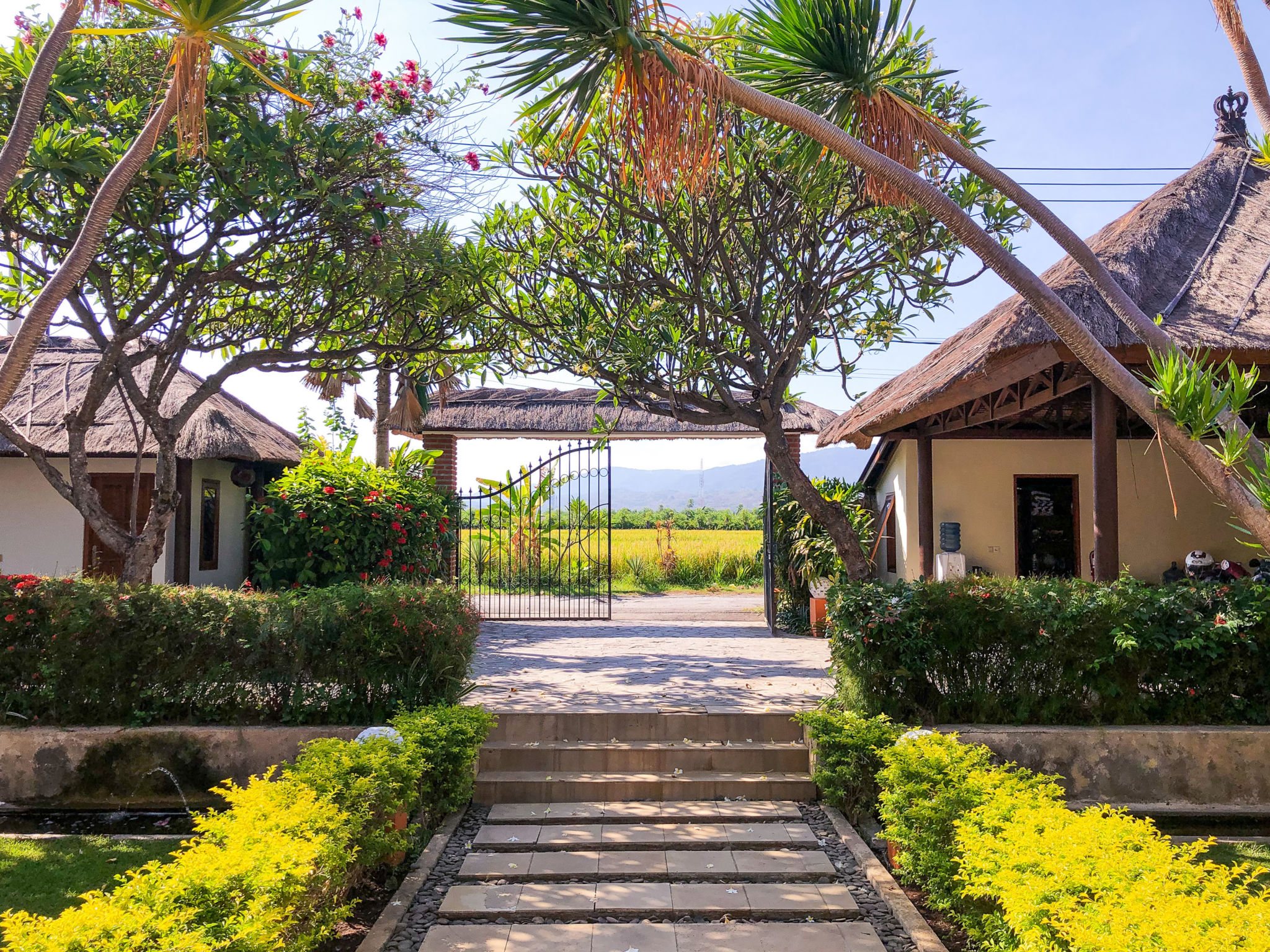 Bali-Sea-Villas-gate-2048x1536 Bali-Sea-Villas-gate-2048x1536